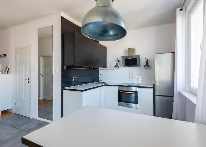 Apartment Wilcza 55: Private With Separate Bedroom *