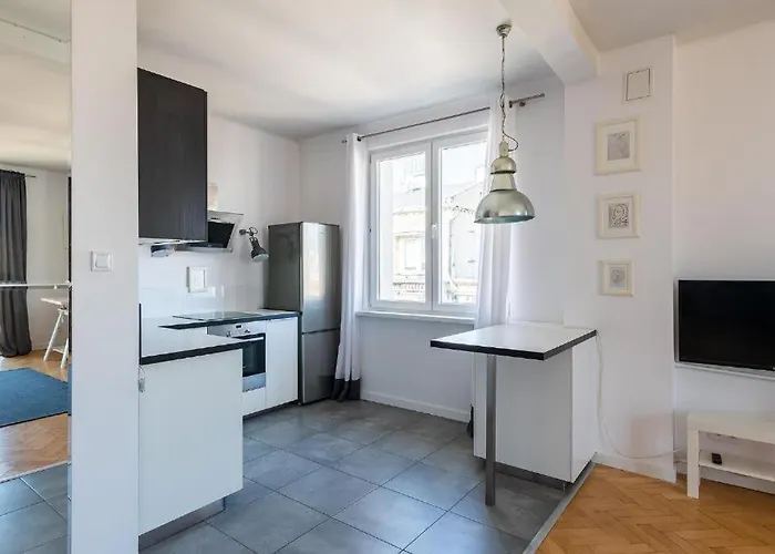 Wilcza 55: Private With Separate Bedroom * Warsaw